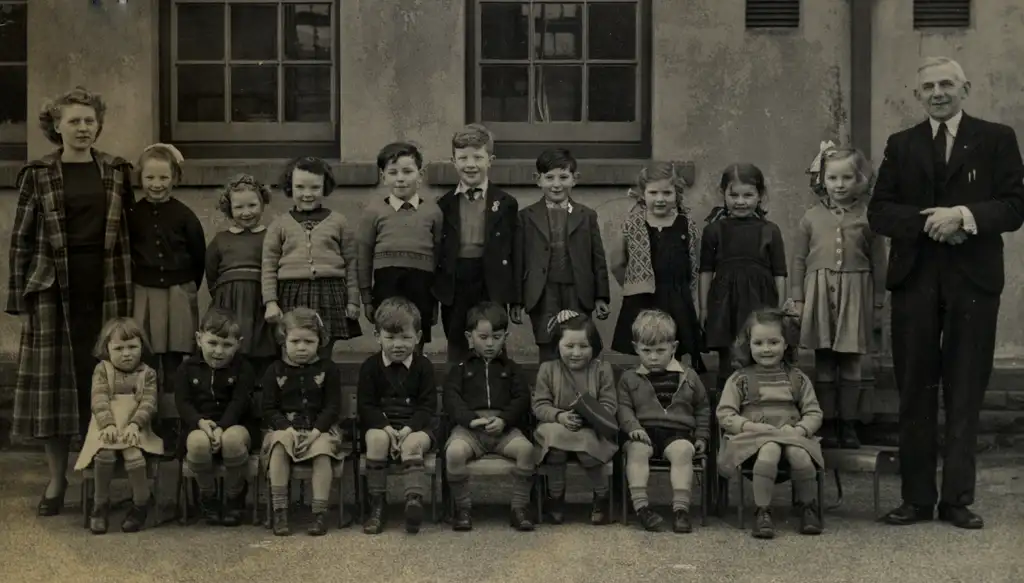 Ysgol Gynradd Gymraeg Aberdâr Nursery Class Photo