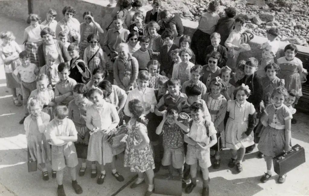 Ysgol Gynradd Gymraeg Aberdâr school trip